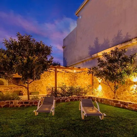 Bitsakis Family I - Luxury House