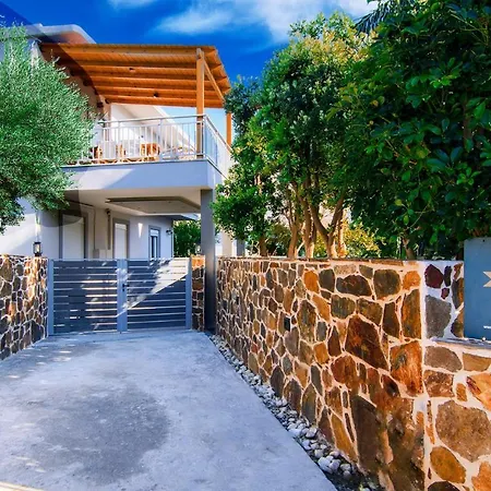 Bitsakis Family I - Luxury House * Palaiochora