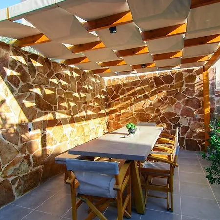 Bitsakis Family I - Luxury House Holiday home *